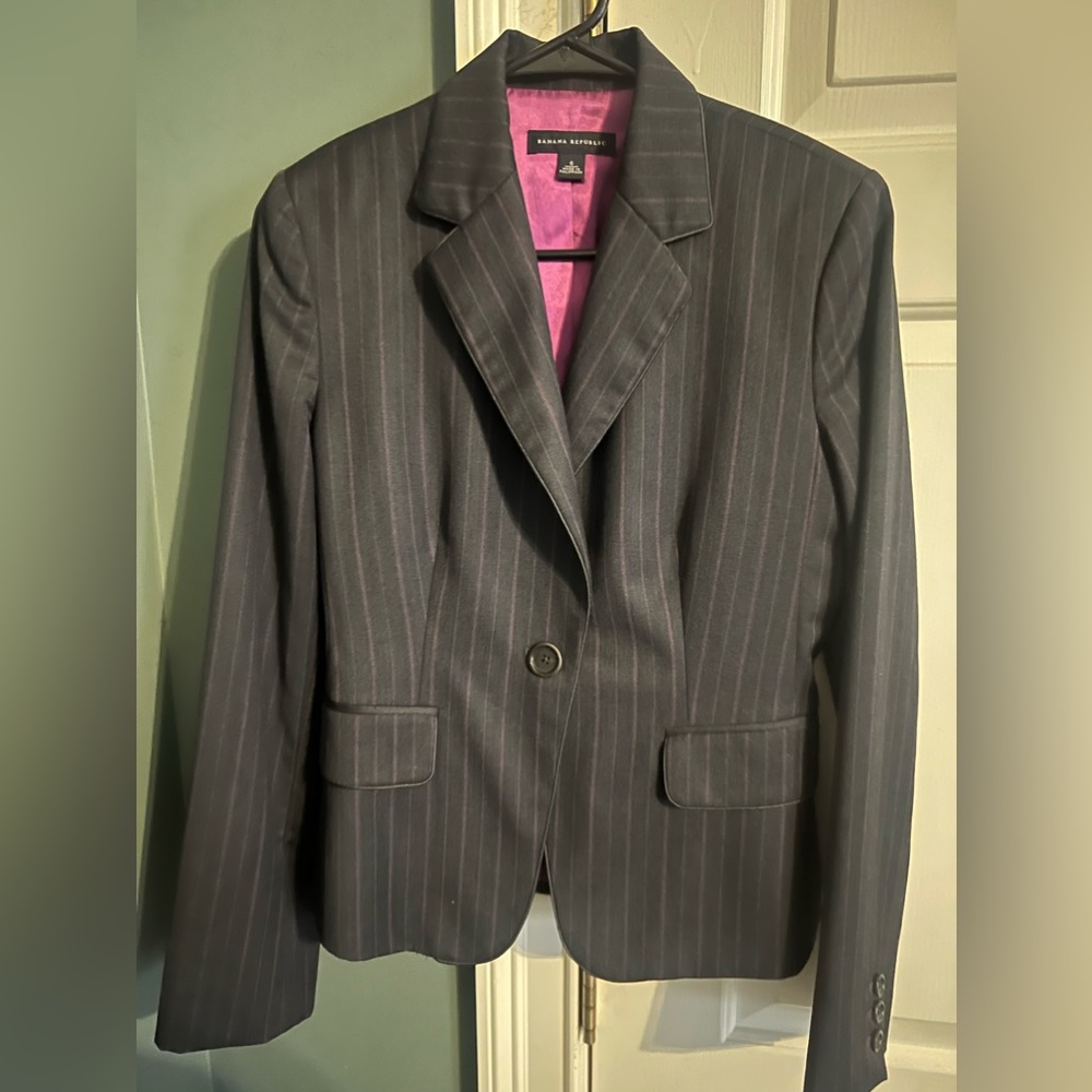 Women’s Banana Republic Pinstripe Blazer Size 6